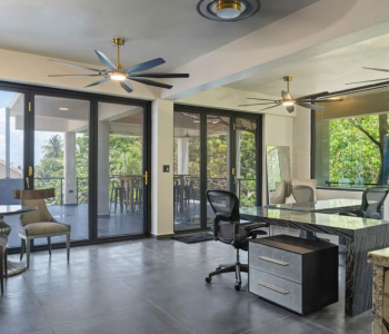 9d8121fe-35c1-4794-a505-bebc41e2