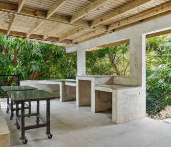 e9354561-44f8-4c66-9267-3044c6b6